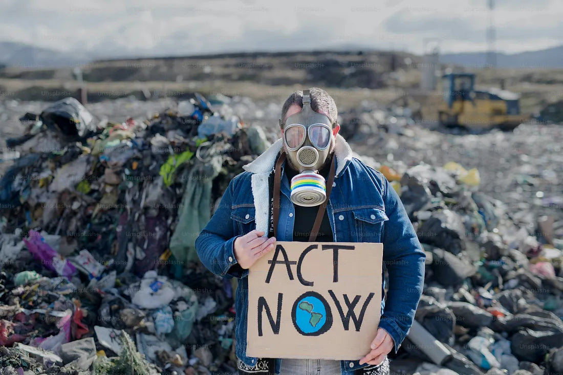 Slow Fashion vs Fast Fashion: The Ultimate Guide to Sustainable, Artisanal Clothing in 2024